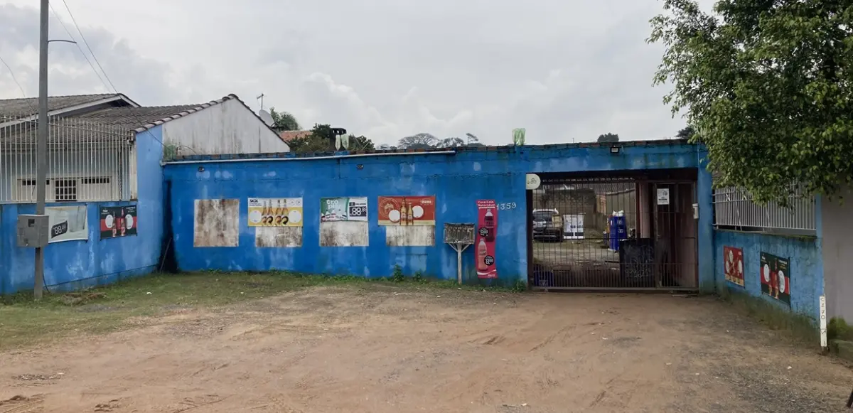 LOTE 098 - Um terreno constituído do lote número dezessete (17), da quadra número trinta e três (33)