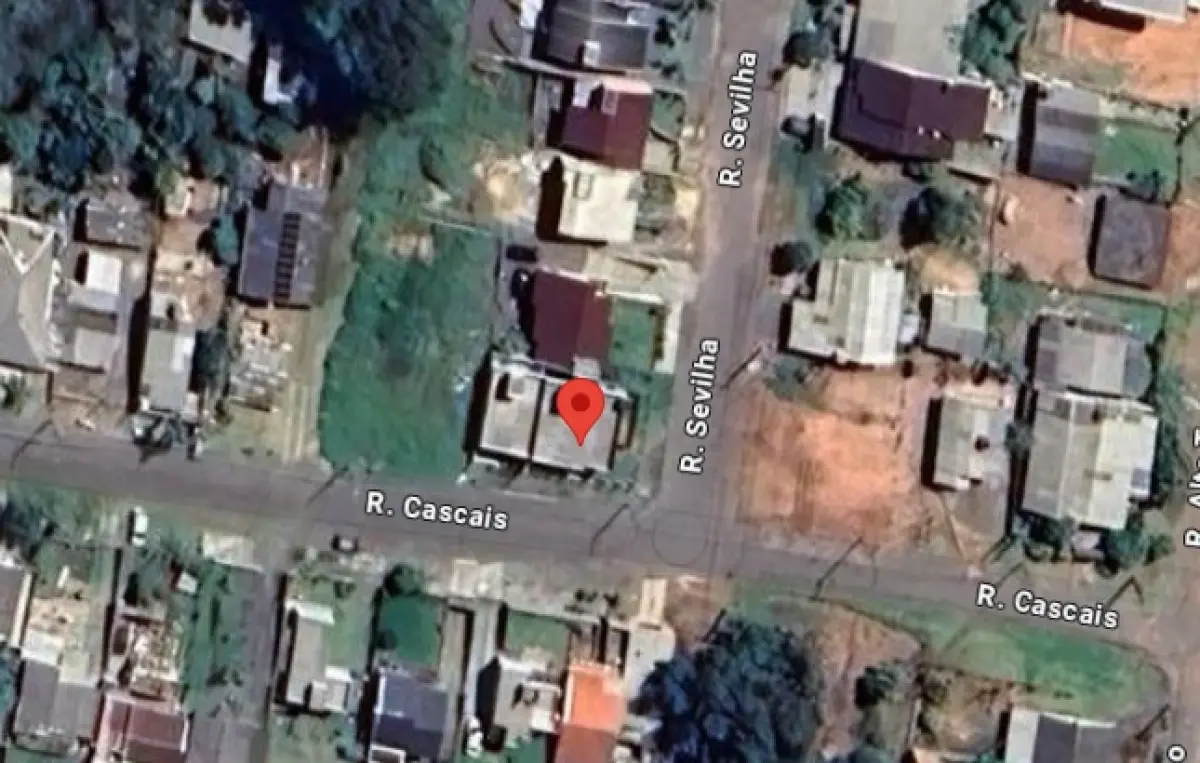 LOTE 010 - ESTÂNCIA VELHA - Terreno com a casa que corresponde a o numero 91, na Rua Cascais