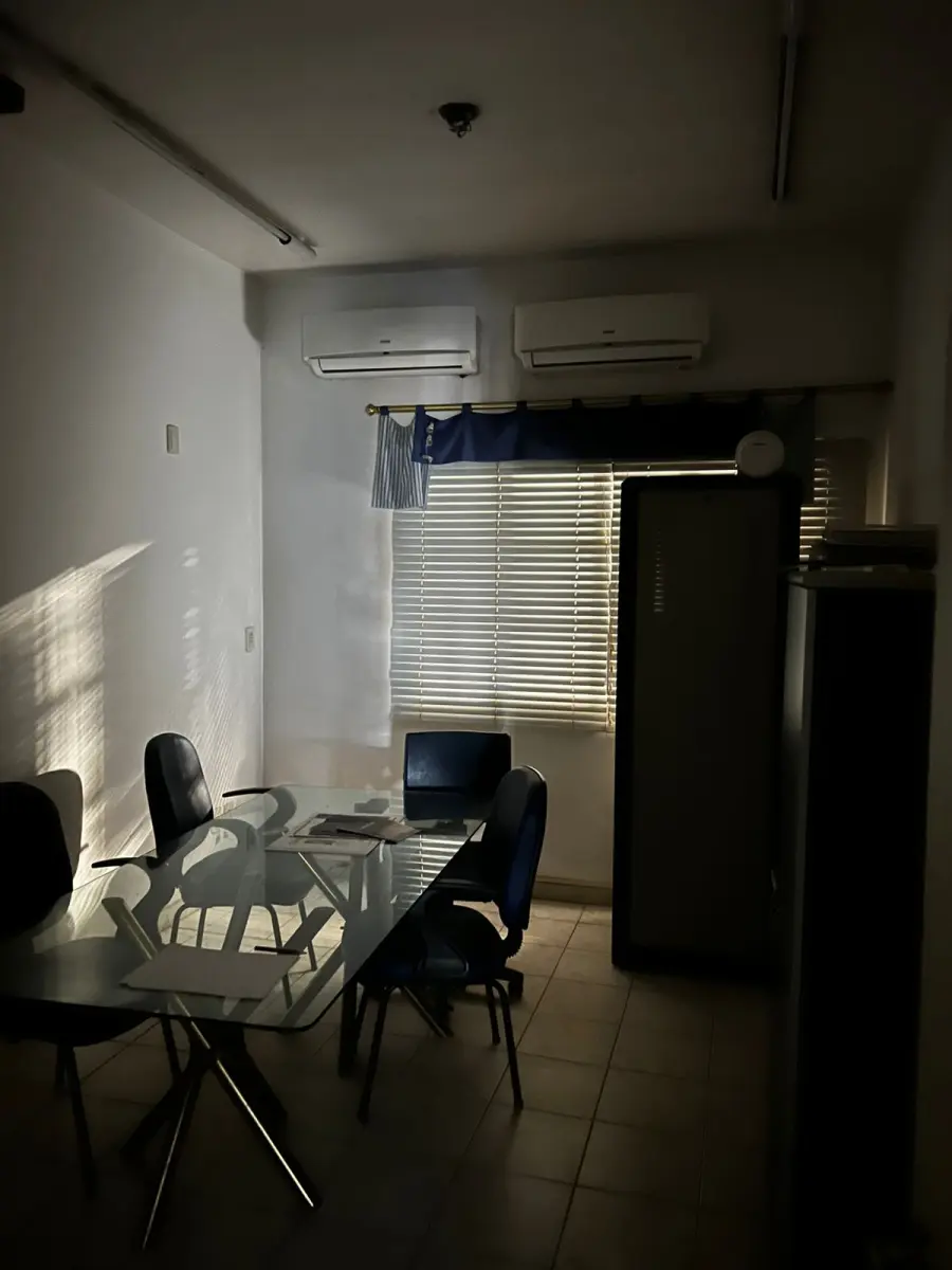 LOTE 001 - Depósito nº 9 do Empreendimento Condominial na R. Sergio Jungblut Dieterich nº 816, Porto Alegre, com entrada independente, e 3 box