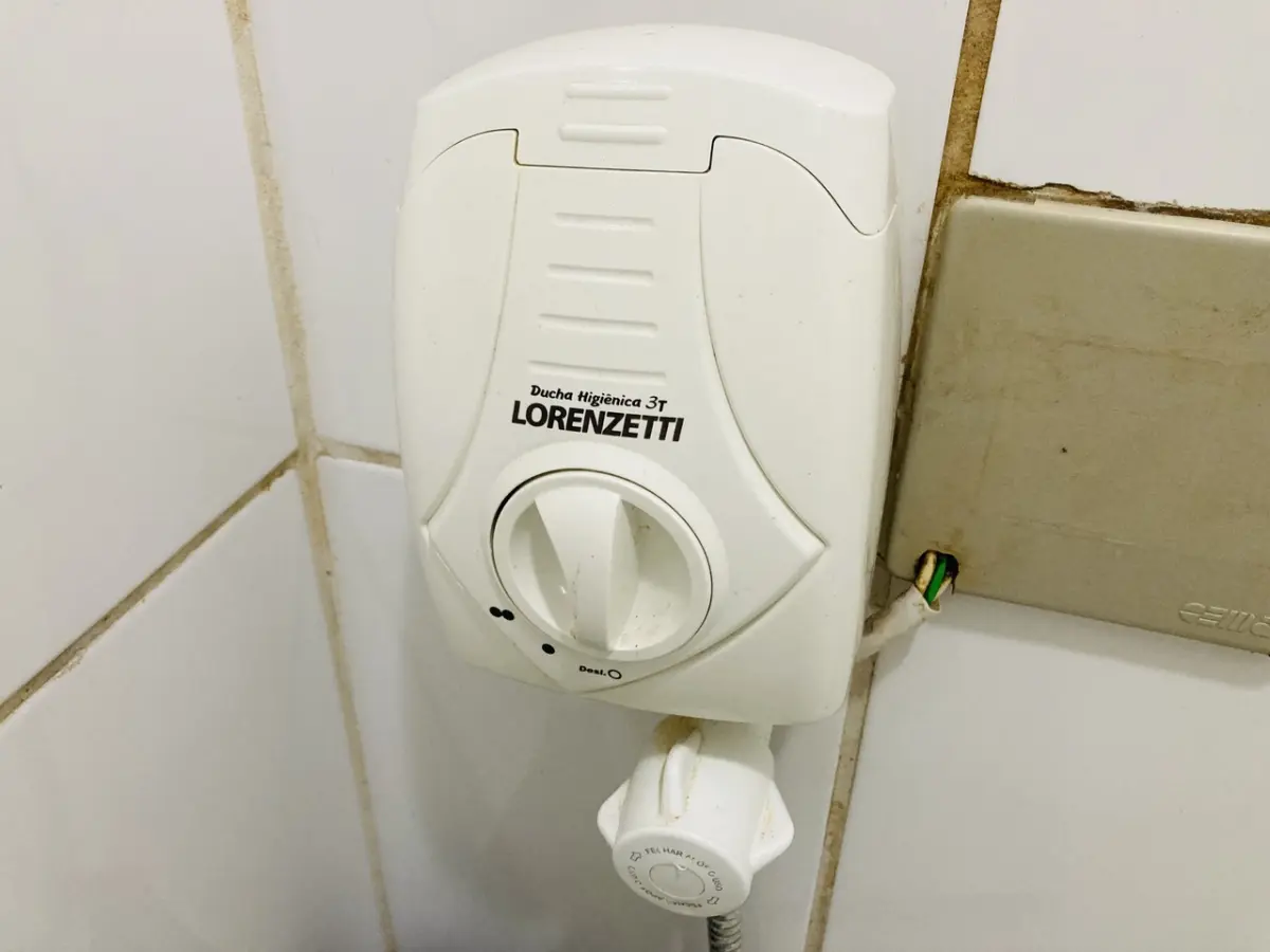 LOTE 007 - Bens diversos