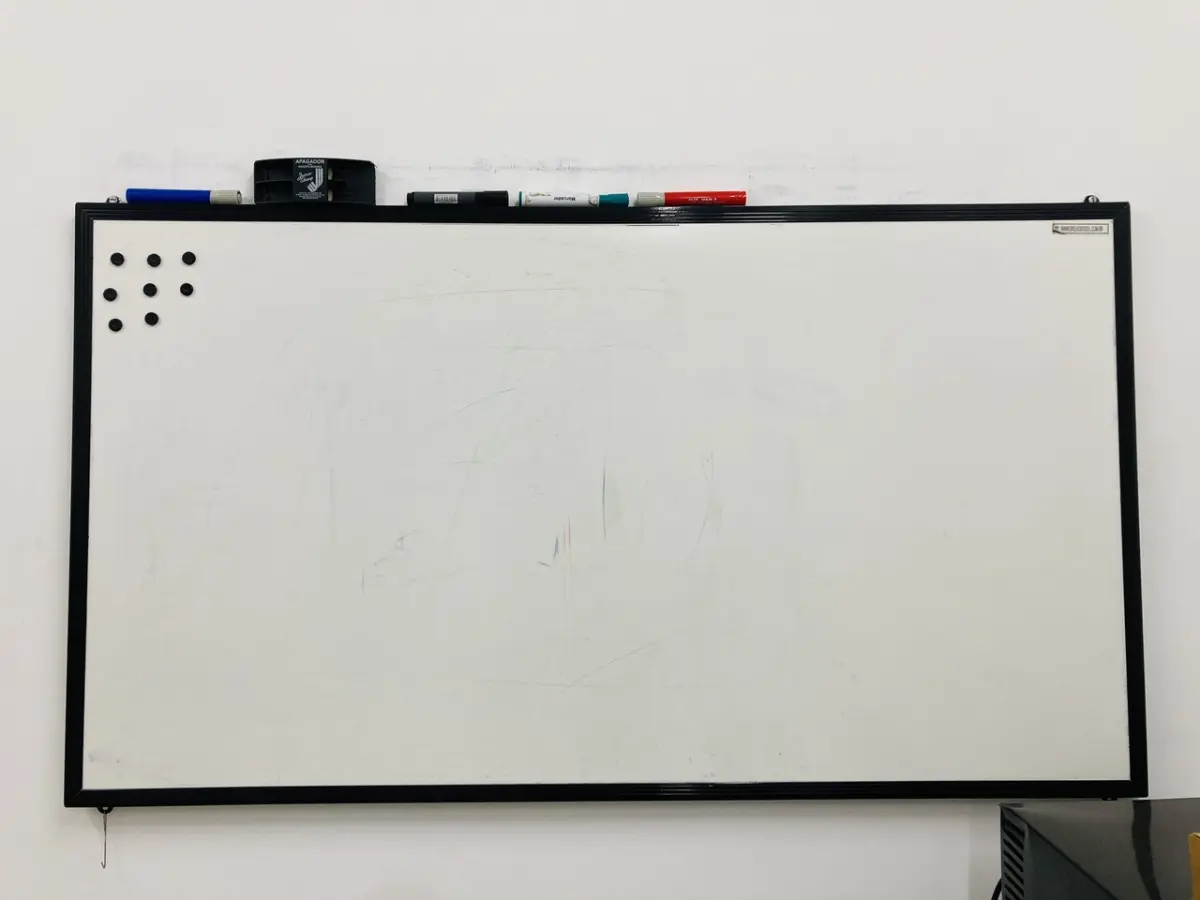 LOTE 007 - Bens diversos