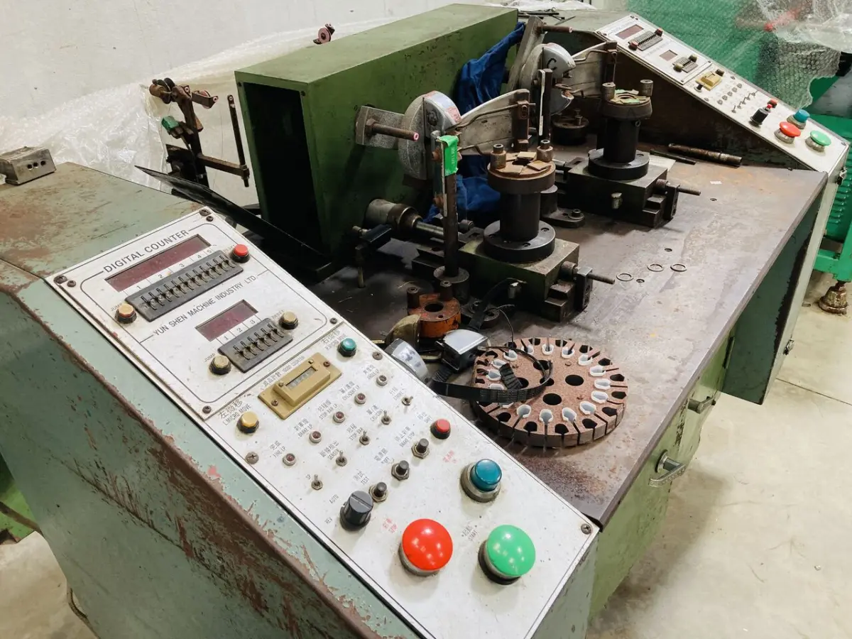 LOTE 007 - Bens diversos