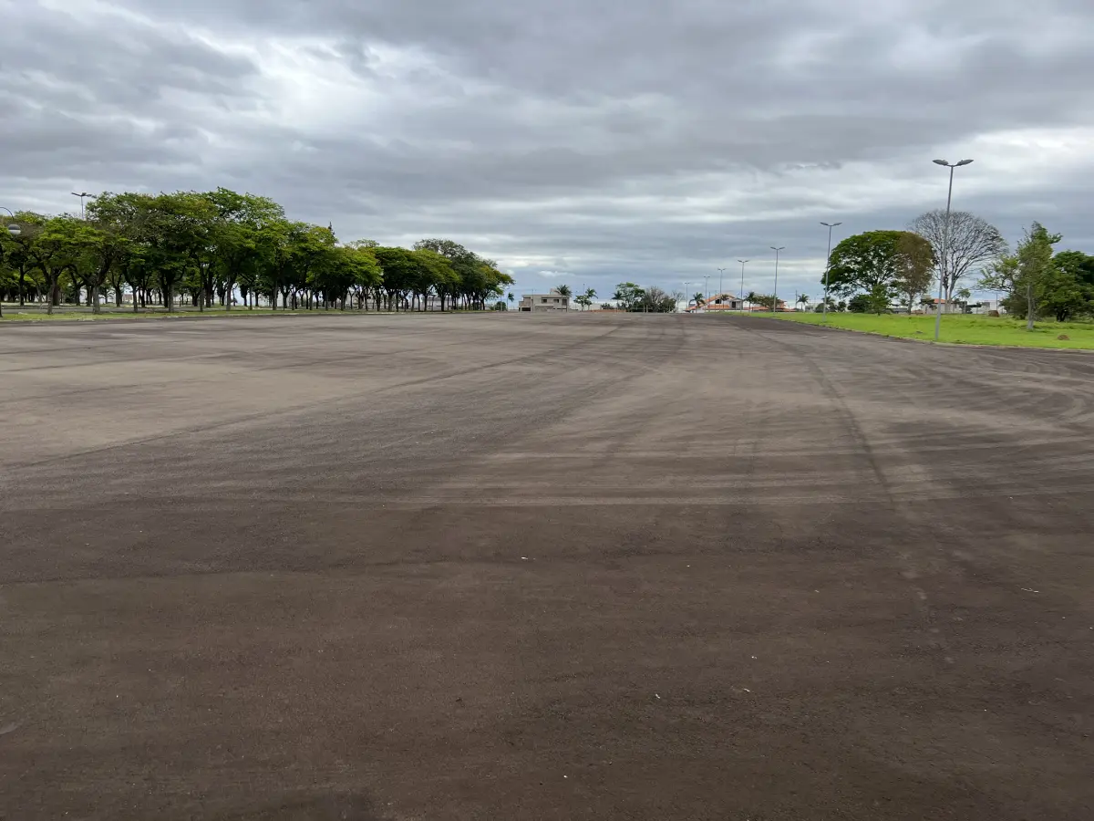 LOTE 001 - GRANDE IMÓVEL 170.894M2 EM PIRACICABA - FRENTE ROD DO AÇUCAR SP 308