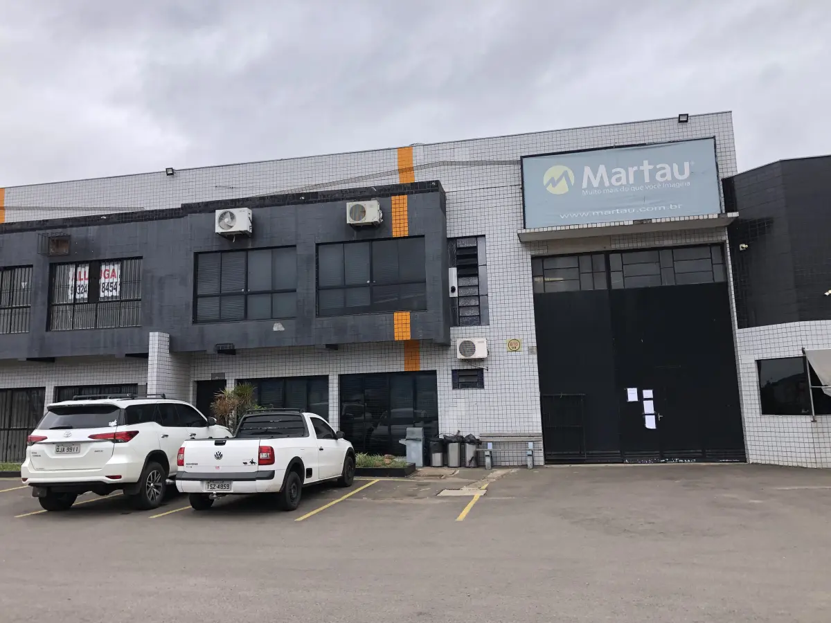 LOTE 001 - Depósito nº 9 do Empreendimento Condominial na R. Sergio Jungblut Dieterich nº 816, Porto Alegre, com entrada independente, e 3 box