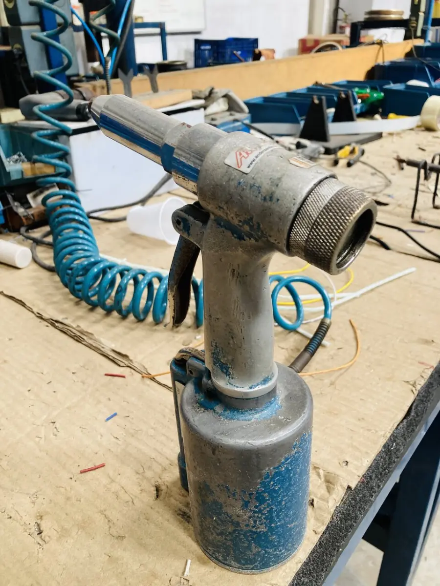 LOTE 007 - Bens diversos