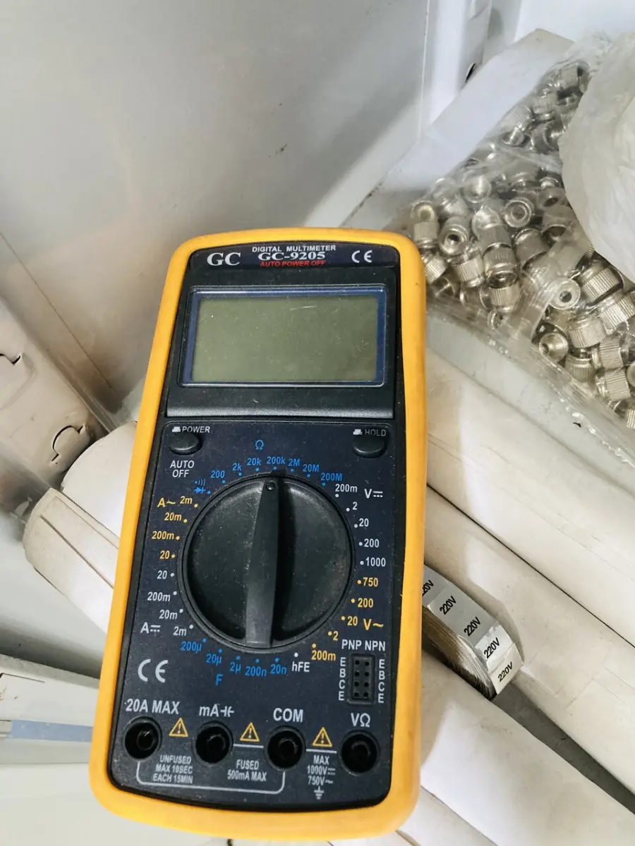 LOTE 007 - Bens diversos