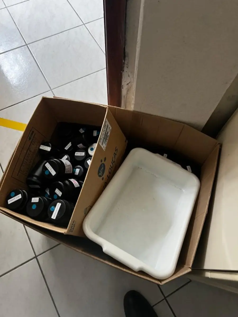 LOTE 000 - FARMACIA DE MANIPULAÇÃO COMPLETA