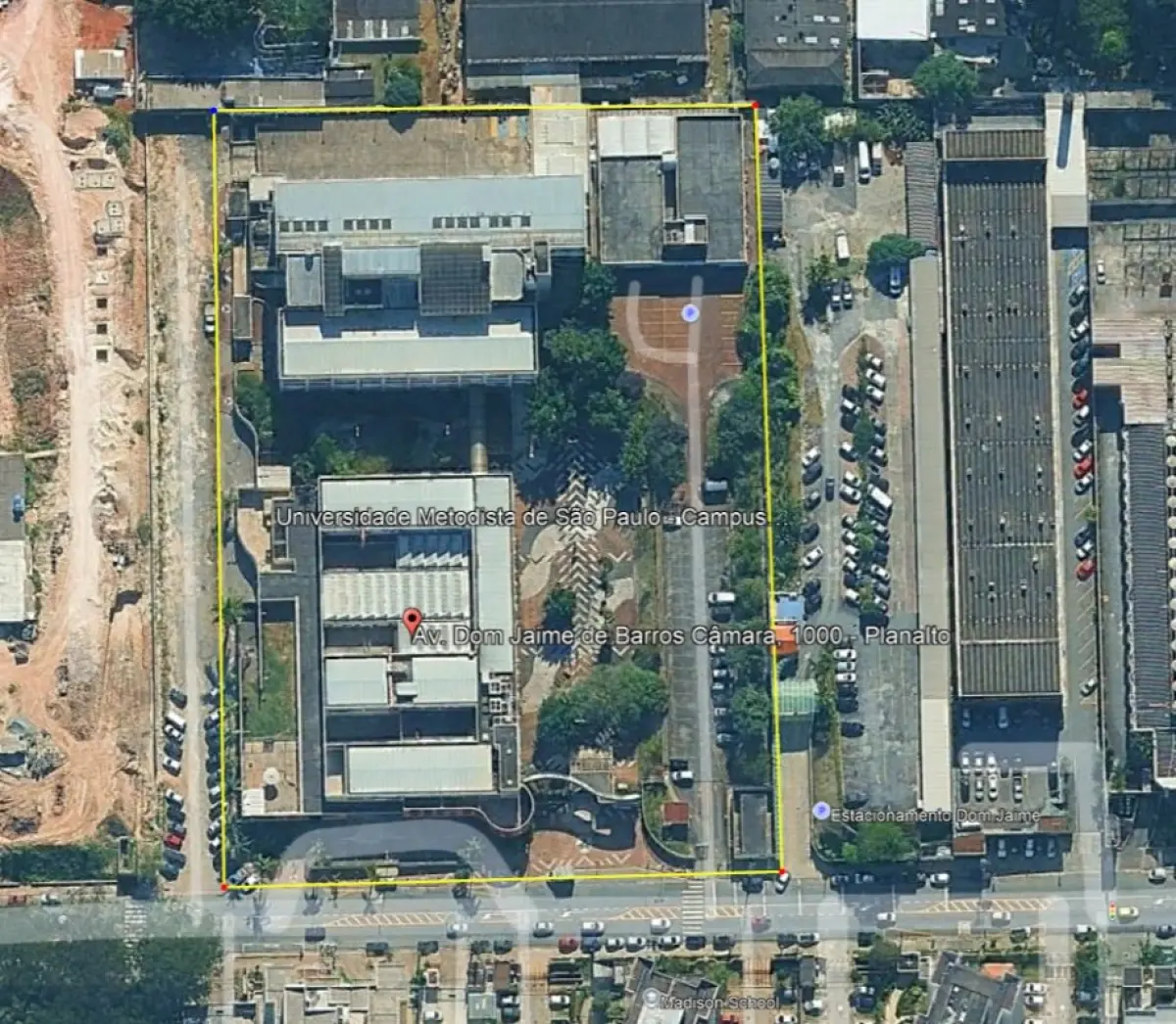 LOTE 001 - O imóvel está localizado no Bairro Planalto em São Bernardo do Campo