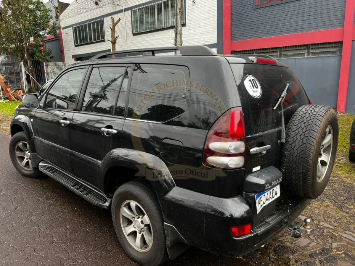 LOTE 003 - Toyota Land Cruiser Prado 3.0 4x4 TB Diesel Aut