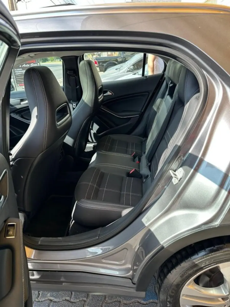 LOTE 003 - M.BENZ/GLA200FF 2017/2017