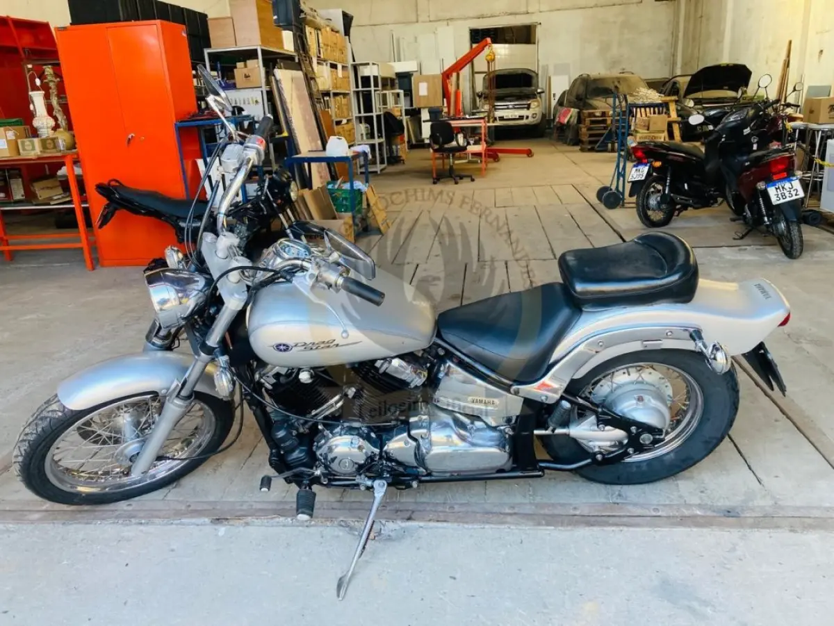 LOTE 010 - YAMAHA/DRAG STAR XVS 650, fabricação/modelo 2005/2005, placa NFO 1D03, cor prata.