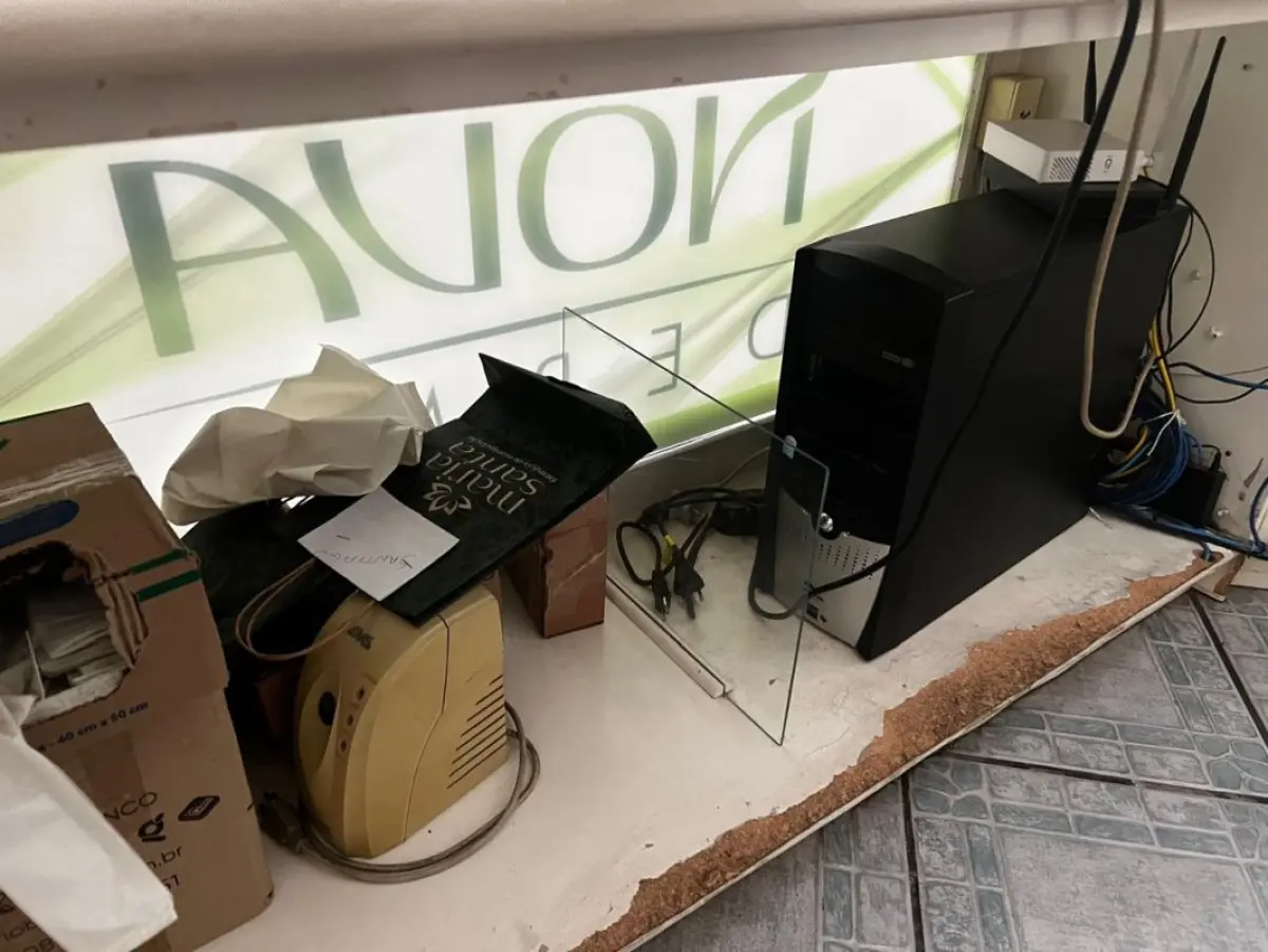 LOTE 000 - FARMACIA DE MANIPULAÇÃO COMPLETA