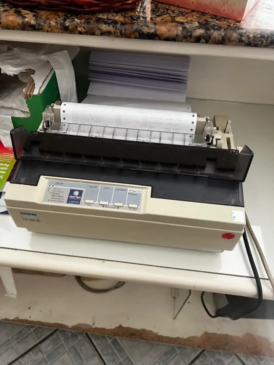 LOTE 000 - FARMACIA DE MANIPULAÇÃO COMPLETA