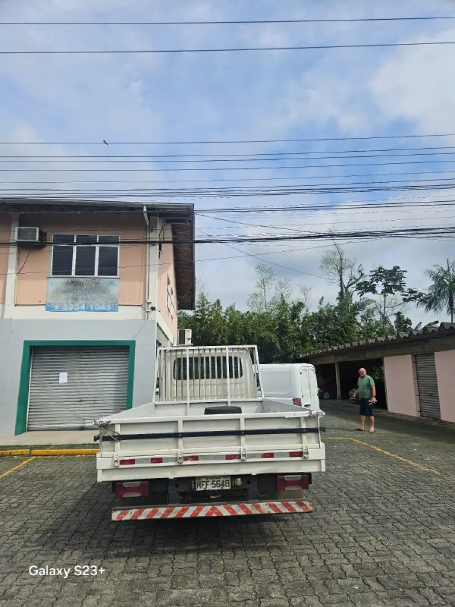 LOTE 002 - IVECO DAILY CHASSI 55C16 2p (diesel), fabricação/modelo 2008/2008