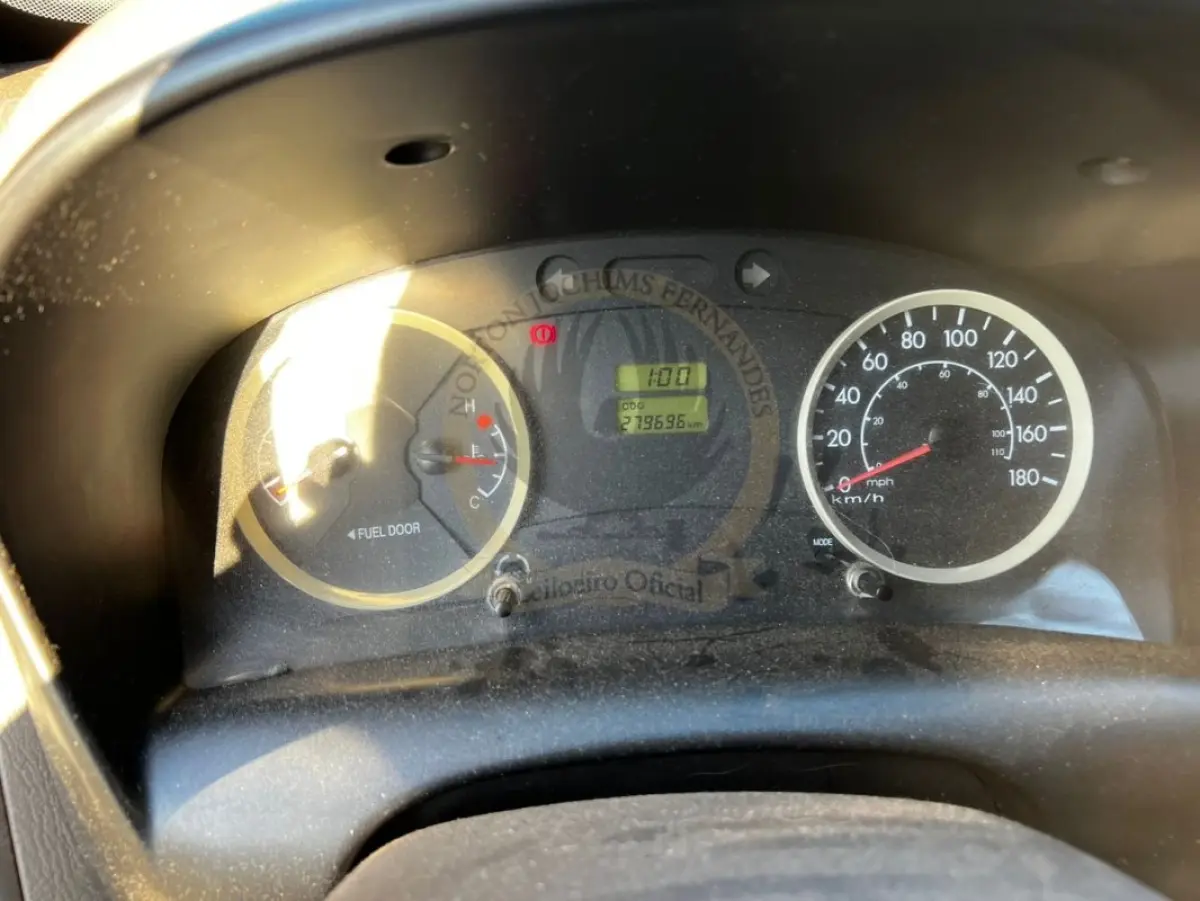 LOTE 002 - Hyundai HR 2.5 TCI Diesel (RS/RD)