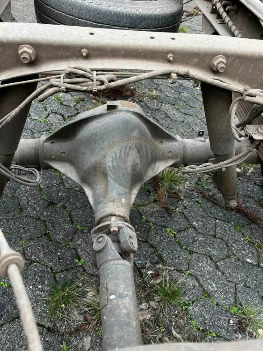 LOTE 004 - Caminhão Iveco/Daily 45-170CS, diesel, cor branca, carroceria fechada, fabricação/modelo 2021/2022