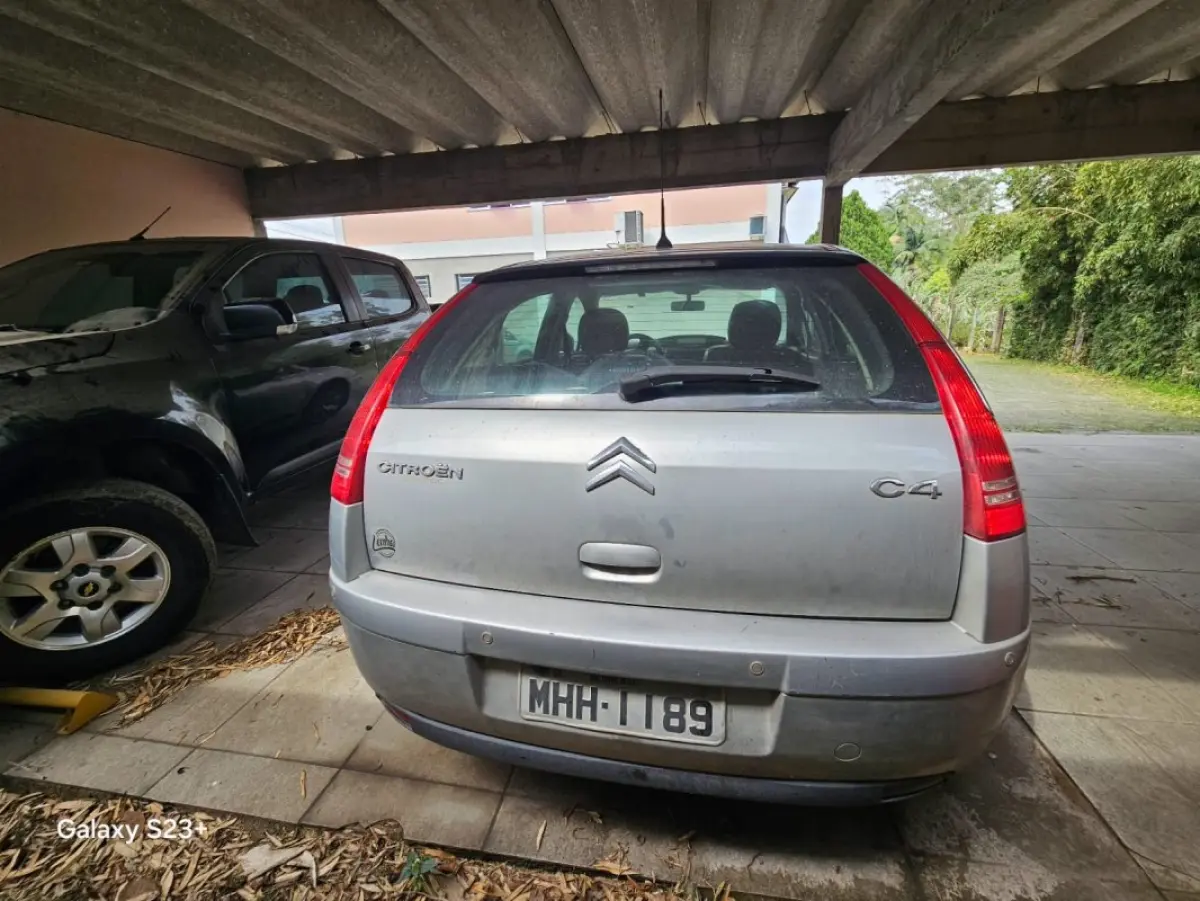 LOTE 005 - Citroen C4 GLX 2.0 Flex 16V 5p, fabricação/modelo 2010