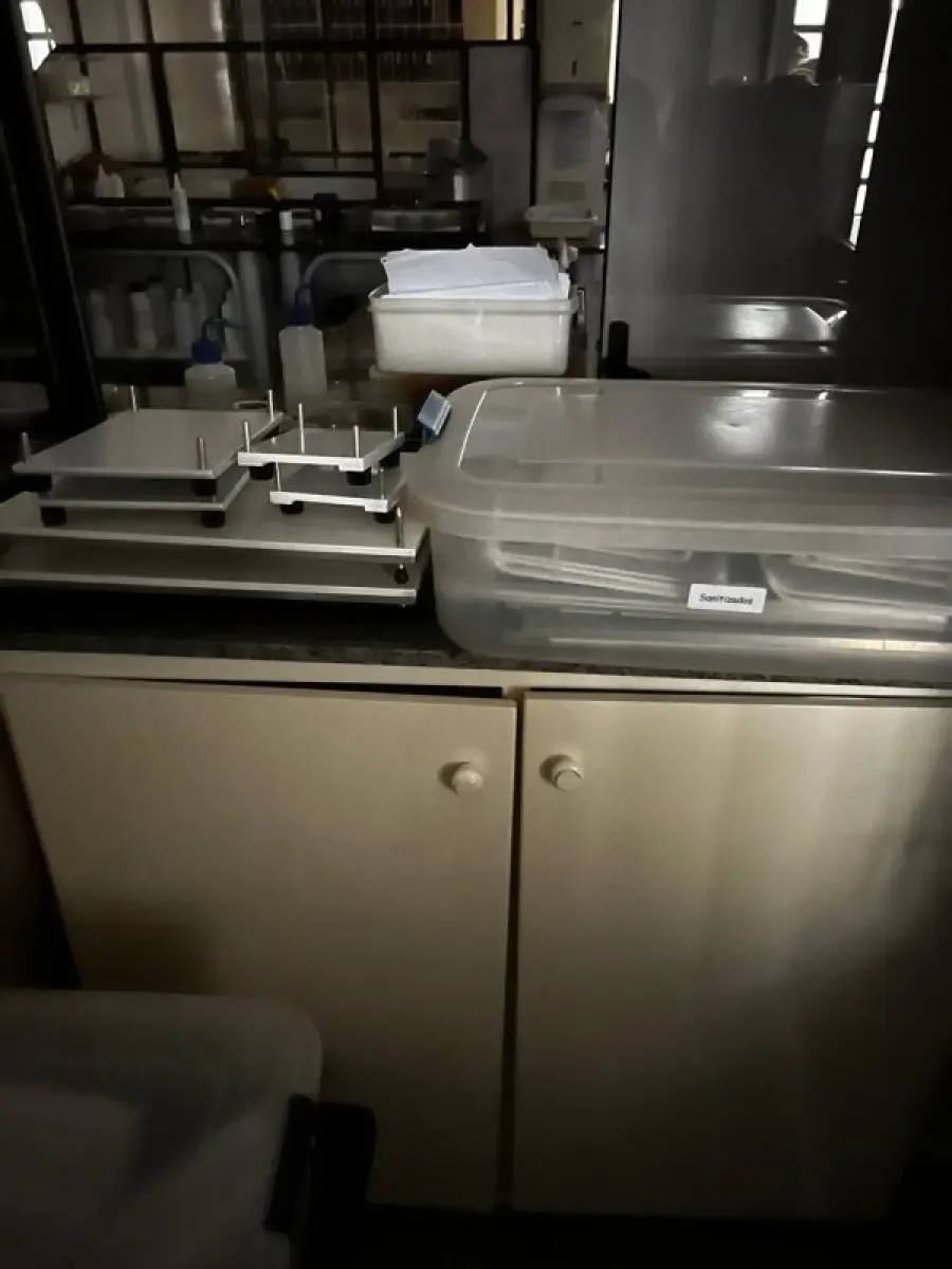 LOTE 000 - FARMACIA DE MANIPULAÇÃO COMPLETA