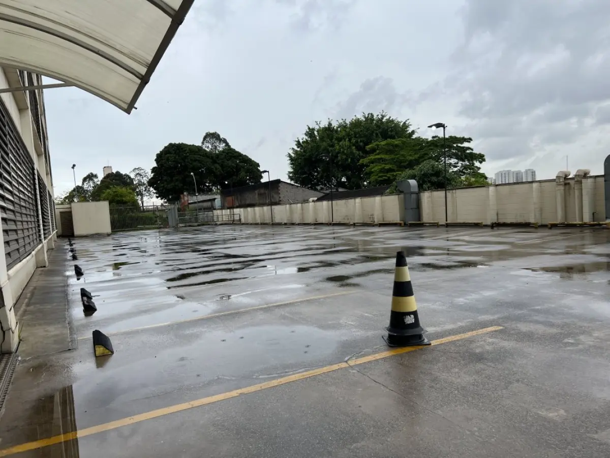 LOTE 001 - O imóvel está localizado no Bairro Planalto em São Bernardo do Campo