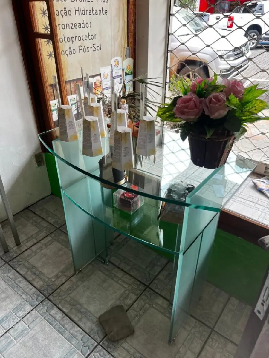 LOTE 000 - FARMACIA DE MANIPULAÇÃO COMPLETA