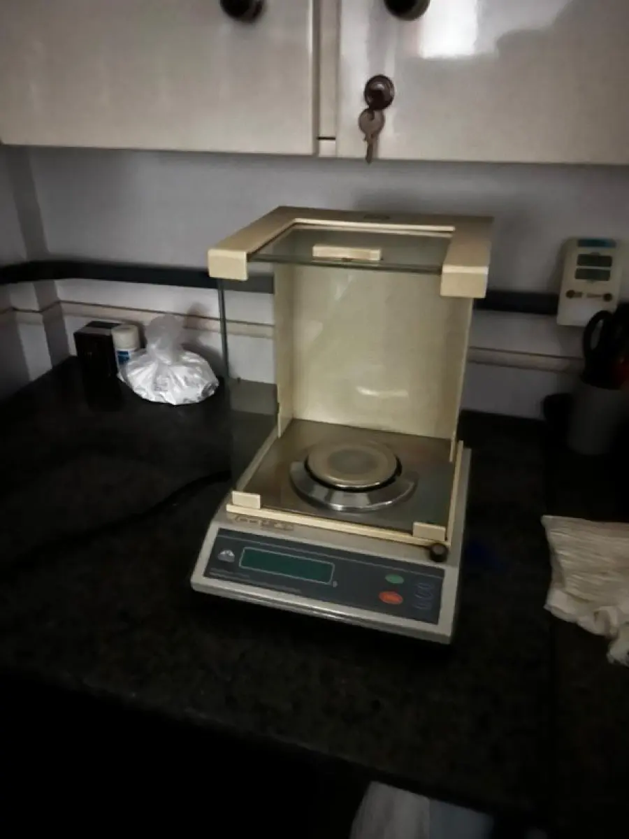 LOTE 000 - FARMACIA DE MANIPULAÇÃO COMPLETA