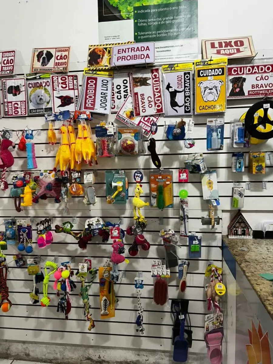 LOTE 001 - Loja agropecuária completa (toda a loja)