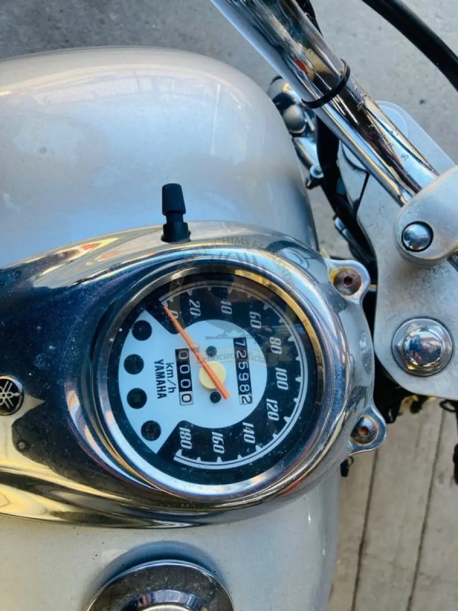 LOTE 010 - YAMAHA/DRAG STAR XVS 650, fabricação/modelo 2005/2005, placa NFO 1D03, cor prata.