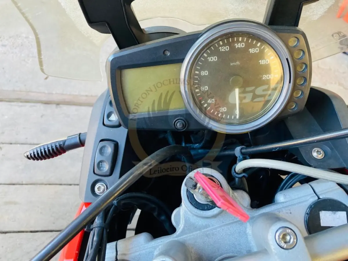 LOTE 009 - BMW/G 650 GS, fabricação/modelo 2012/2013, placa LQR 7616, cor vermelha