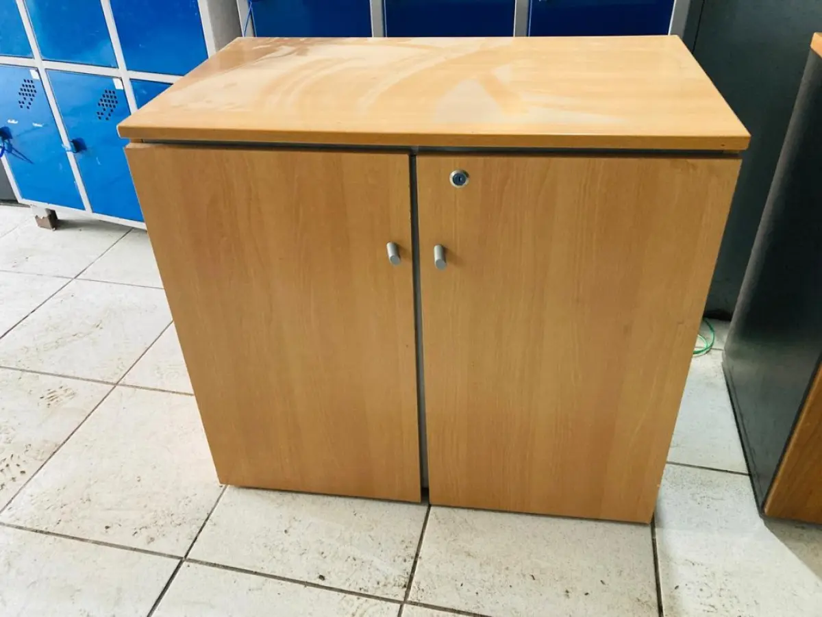 LOTE 012 - Bens móveis