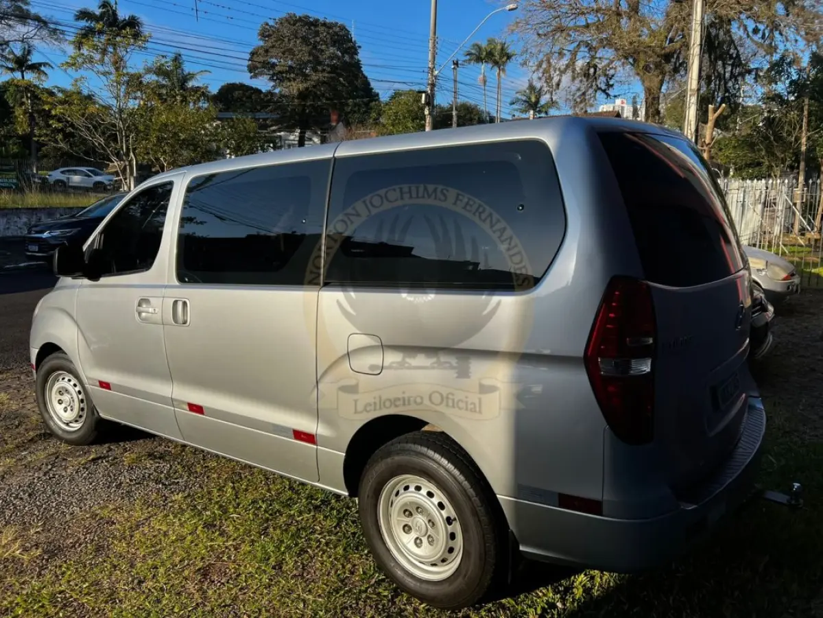 LOTE 004 - H1 Starex SVX 2.4 16V, fabricação/modelo 2008/2009