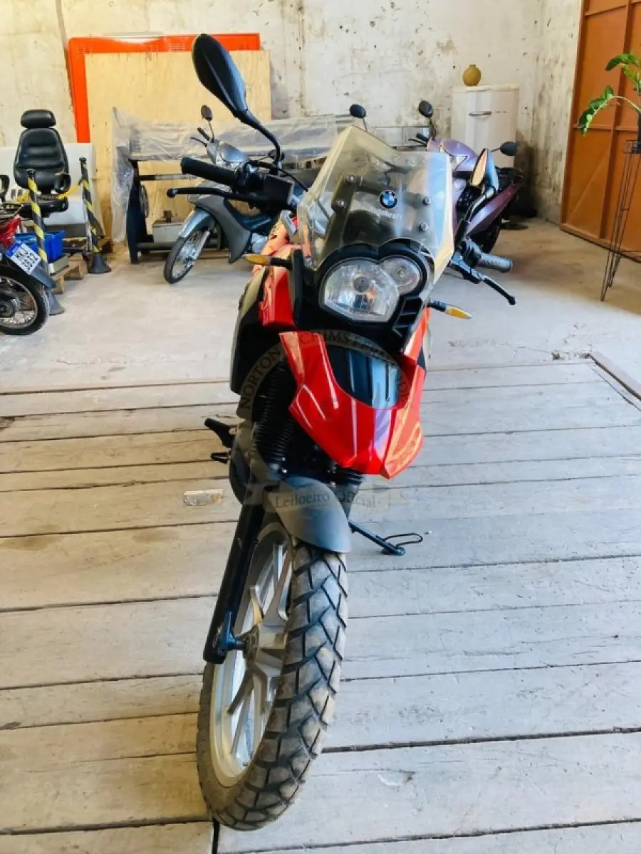 LOTE 009 - BMW/G 650 GS, fabricação/modelo 2012/2013, placa LQR 7616, cor vermelha