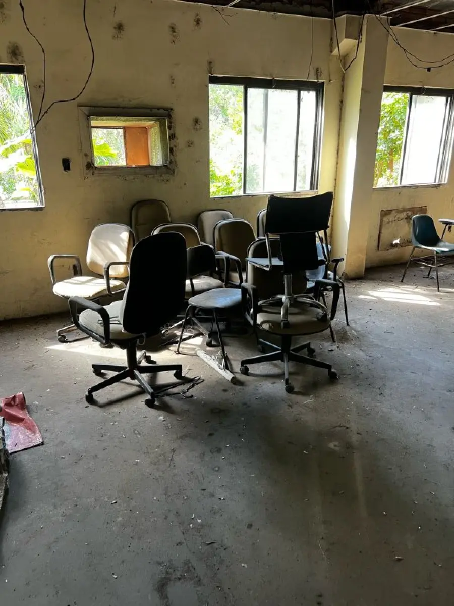 LOTE 016 - Laboratório