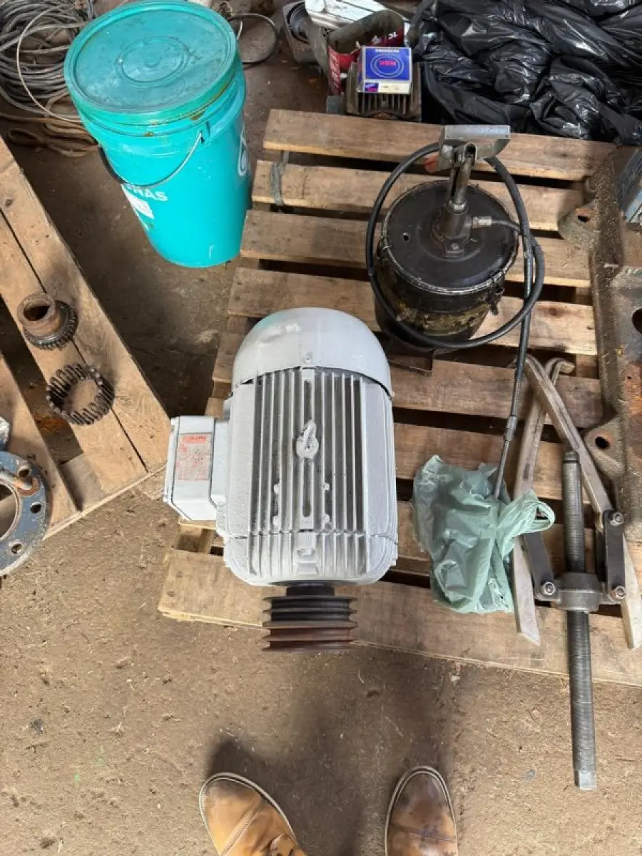 LOTE 001 - Lote sucatas