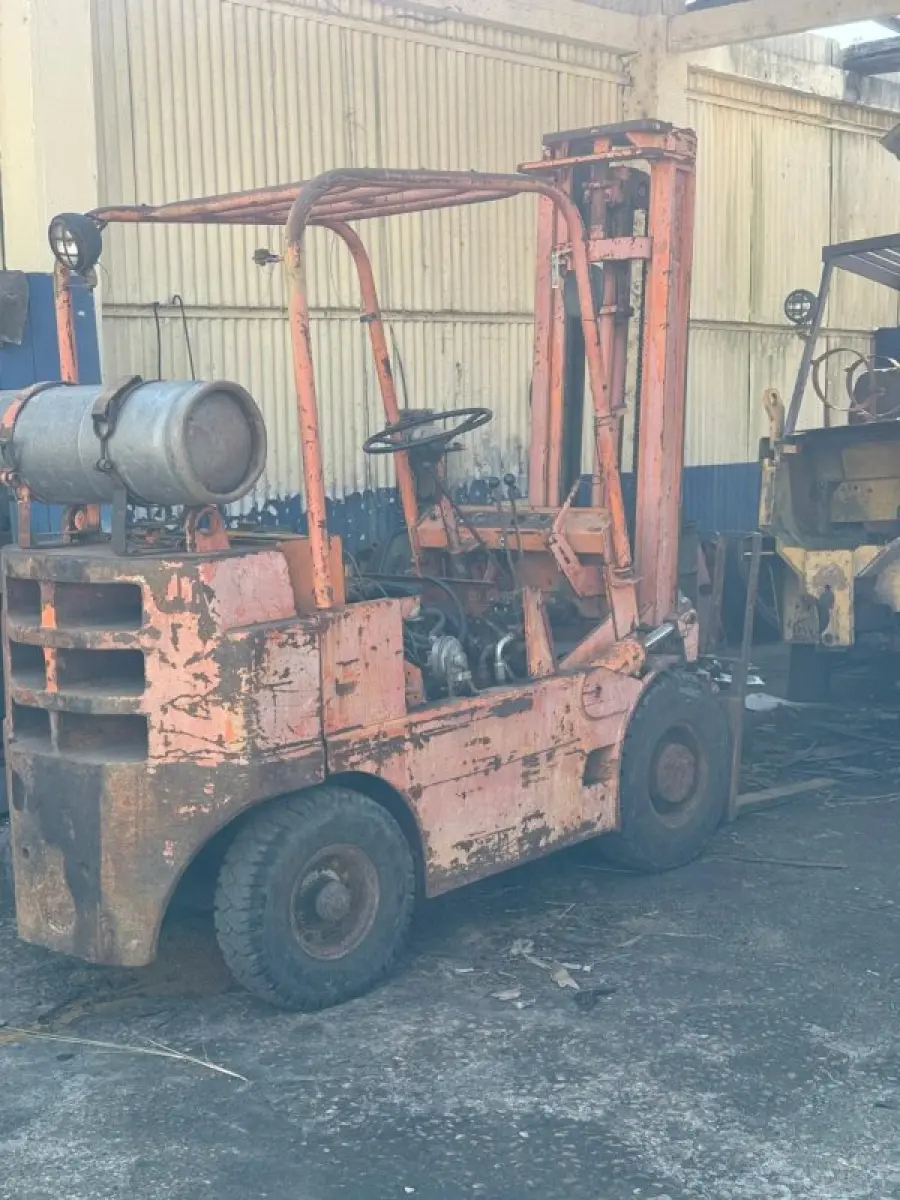 LOTE 001 - Lote sucatas