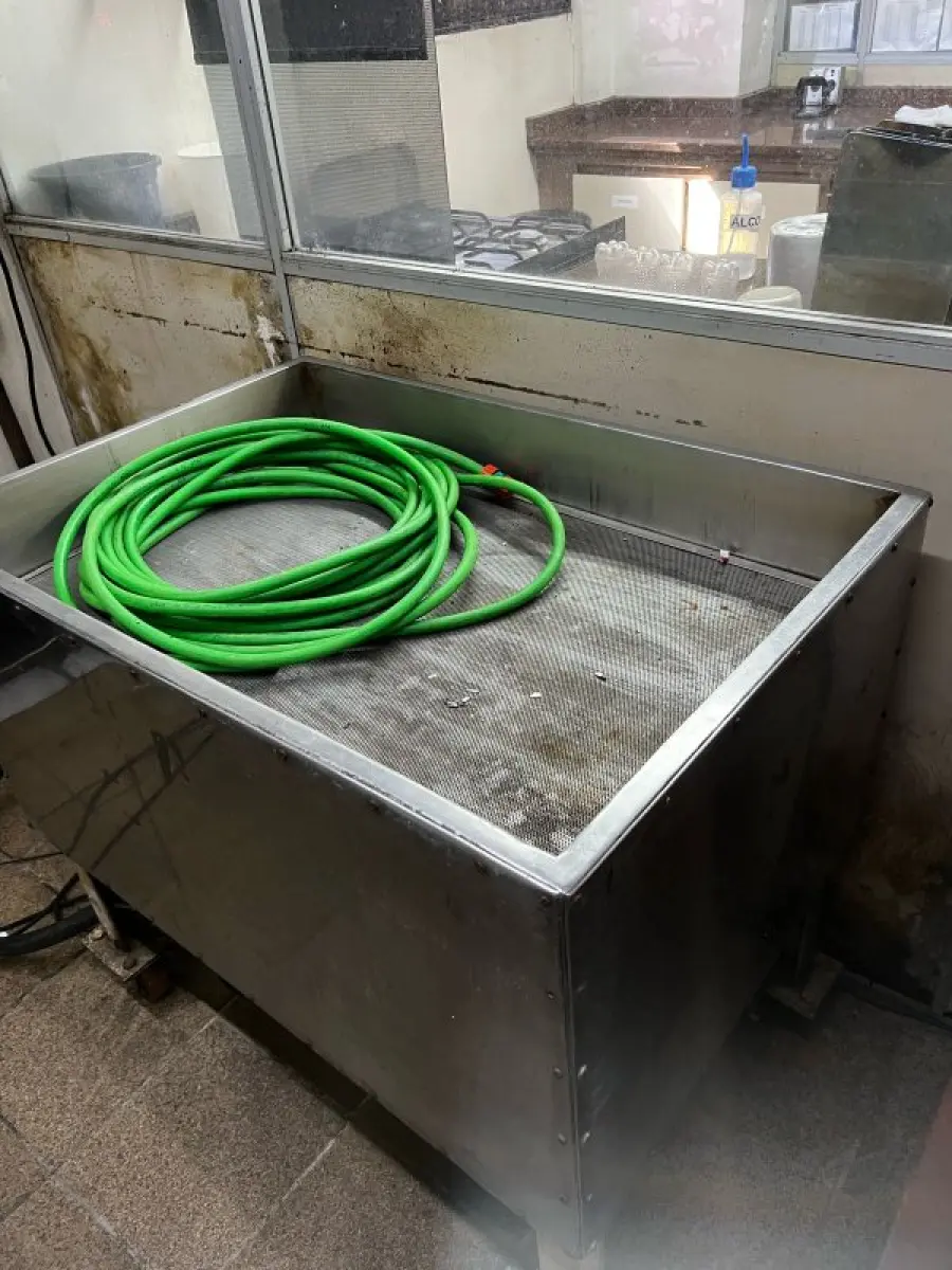 LOTE 016 - Laboratório