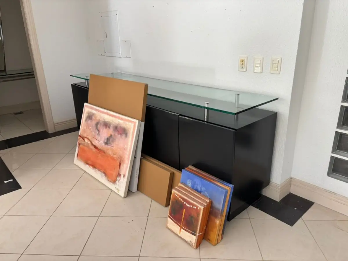 LOTE 000 - Lote de moveis para casa