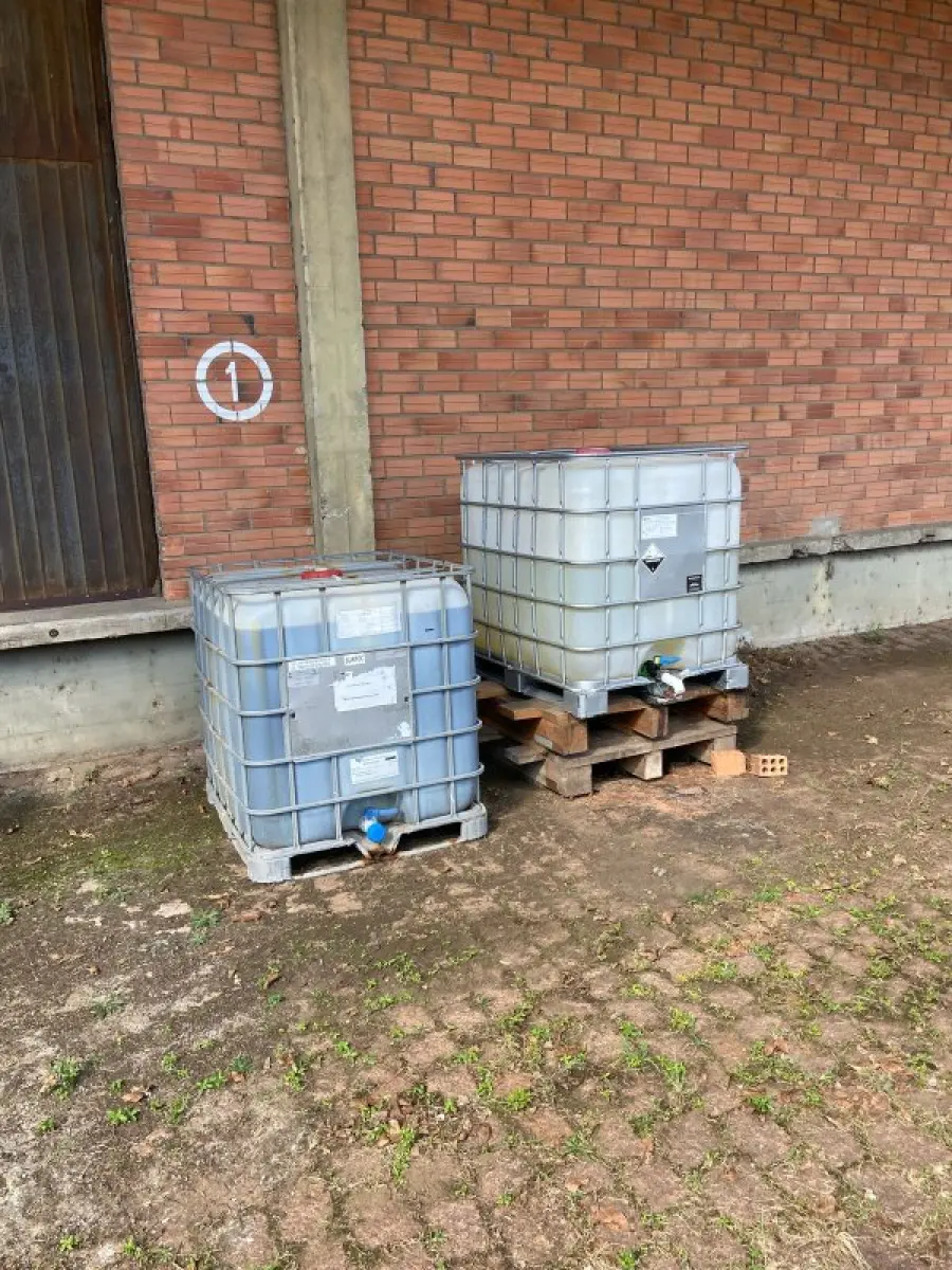 LOTE 027 - Tanque oleo