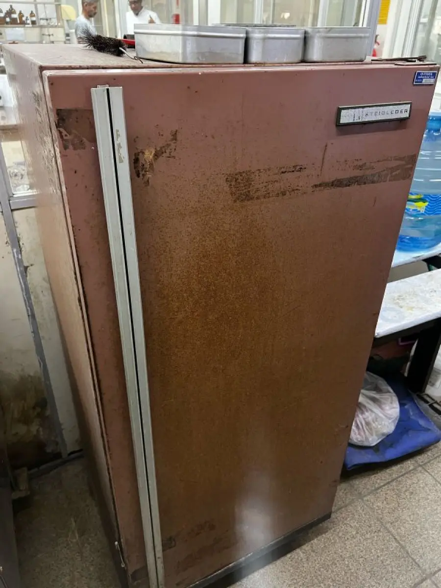 LOTE 016 - Laboratório