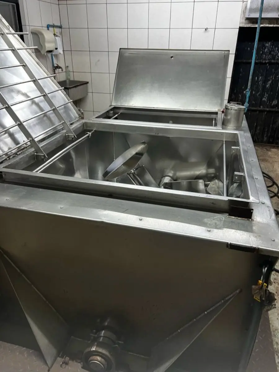 LOTE 019 - Achocolatado