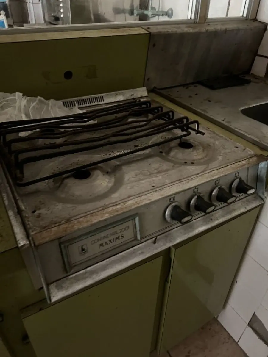 LOTE 016 - Laboratório