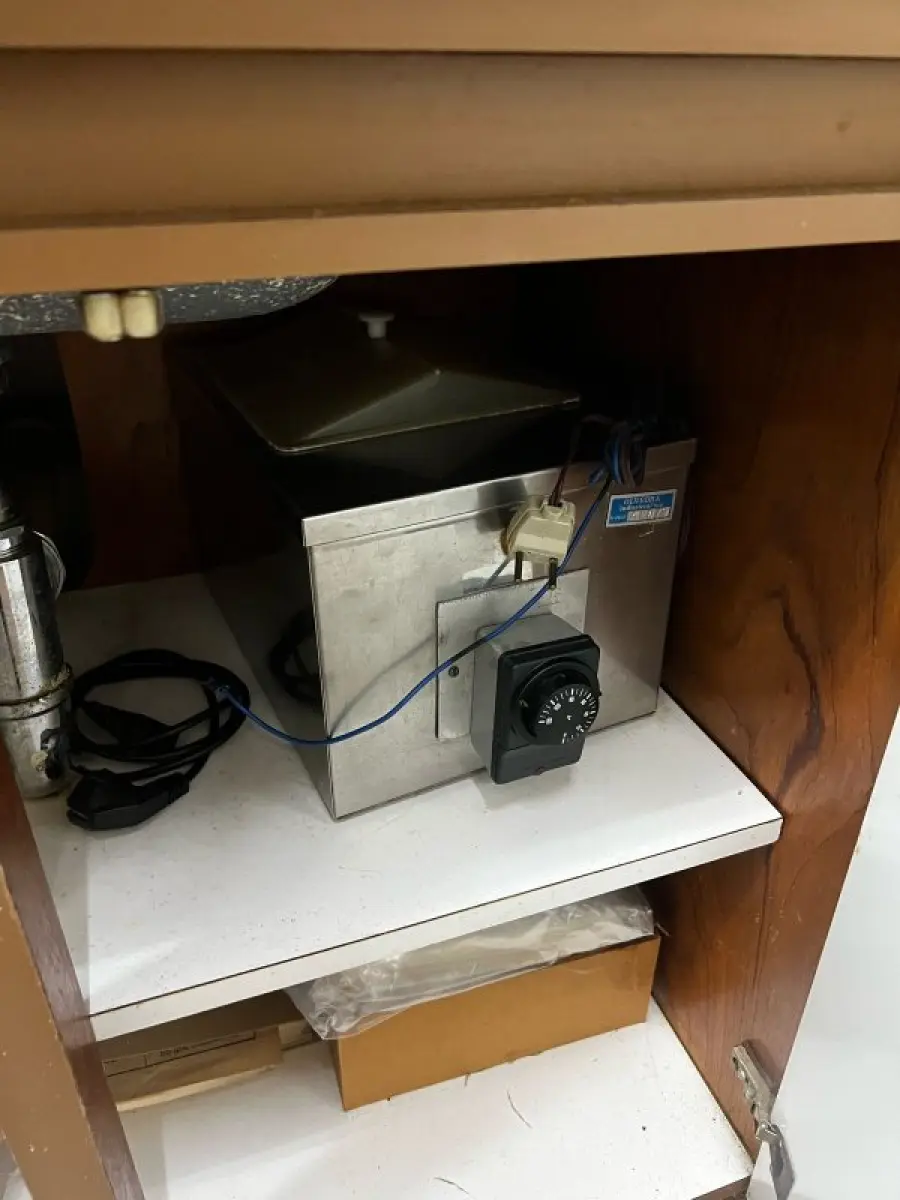 LOTE 016 - Laboratório