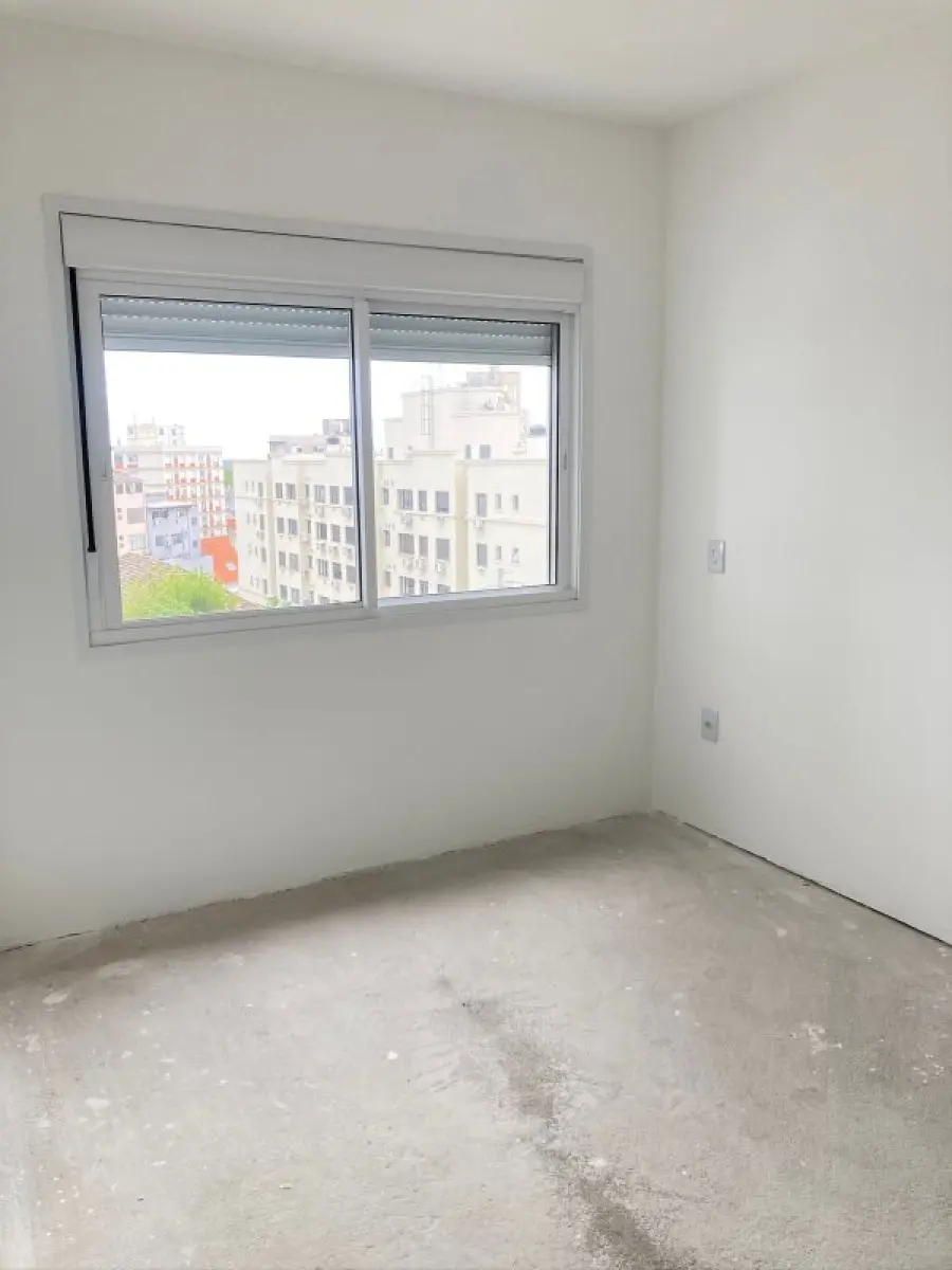 LOTE 022 - Apt 509 do Edificio Quintal Moinhos, Bairro Moinhos de Vento, na Rua Trav. Carmen e Pça Monsenhor E. Lotermann com área privativa de 43,11m2, vai junto o BOX