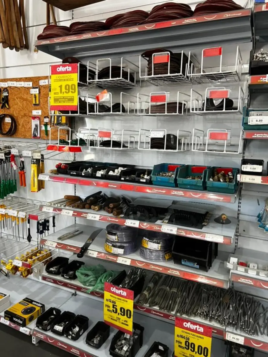 LOTE 002 - Lote englobado de todos os itens de ferragem