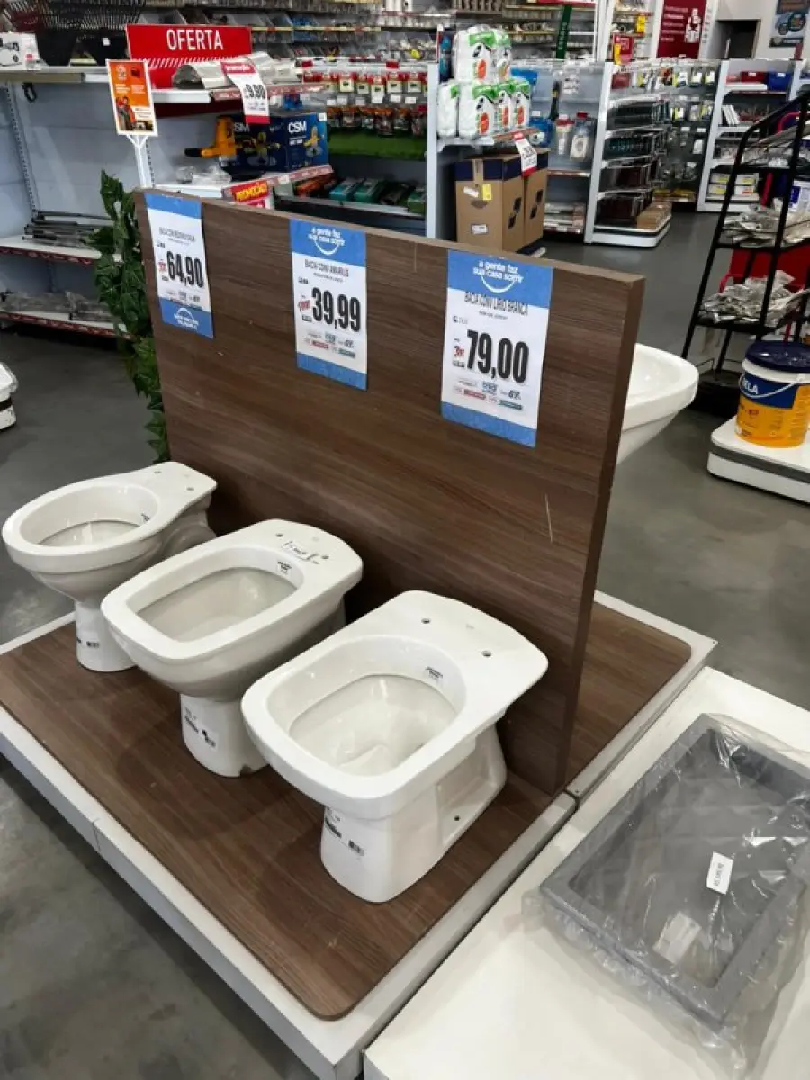 LOTE 002 - Lote englobado de todos os itens de ferragem