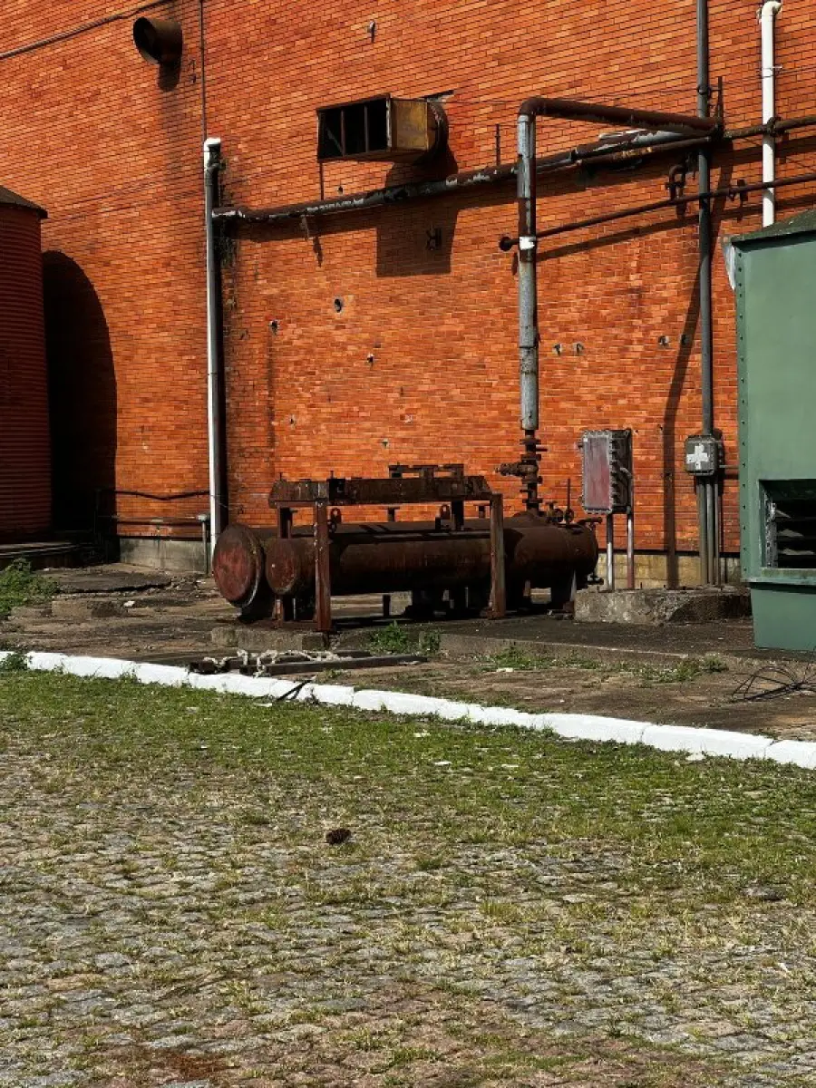 LOTE 002 - LOTE DE SILOS, ETC