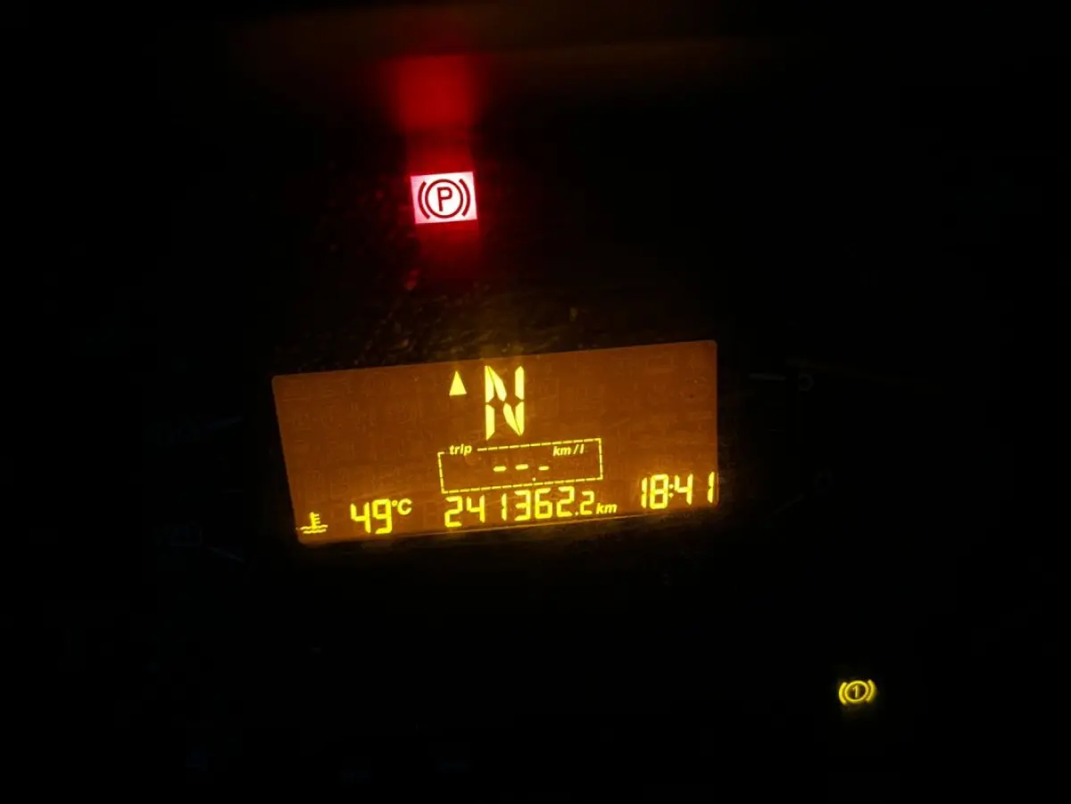 LOTE 001 - MERCEDES-BENZ ATEGO, fab/mod 2011/2012