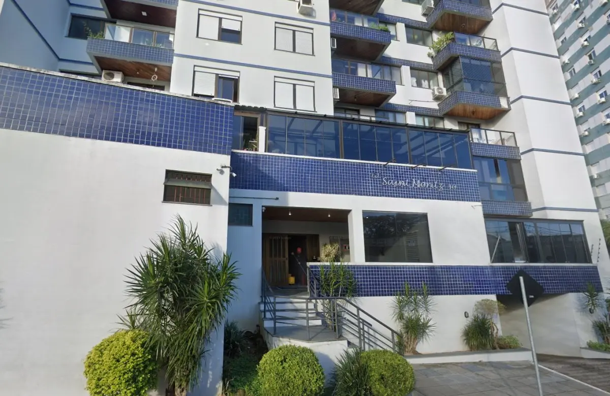 LOTE 042 - O ESPAÇO-ESTACIONAMENTO nº 27, do edifício residencial e comercial SAINT MORITZ