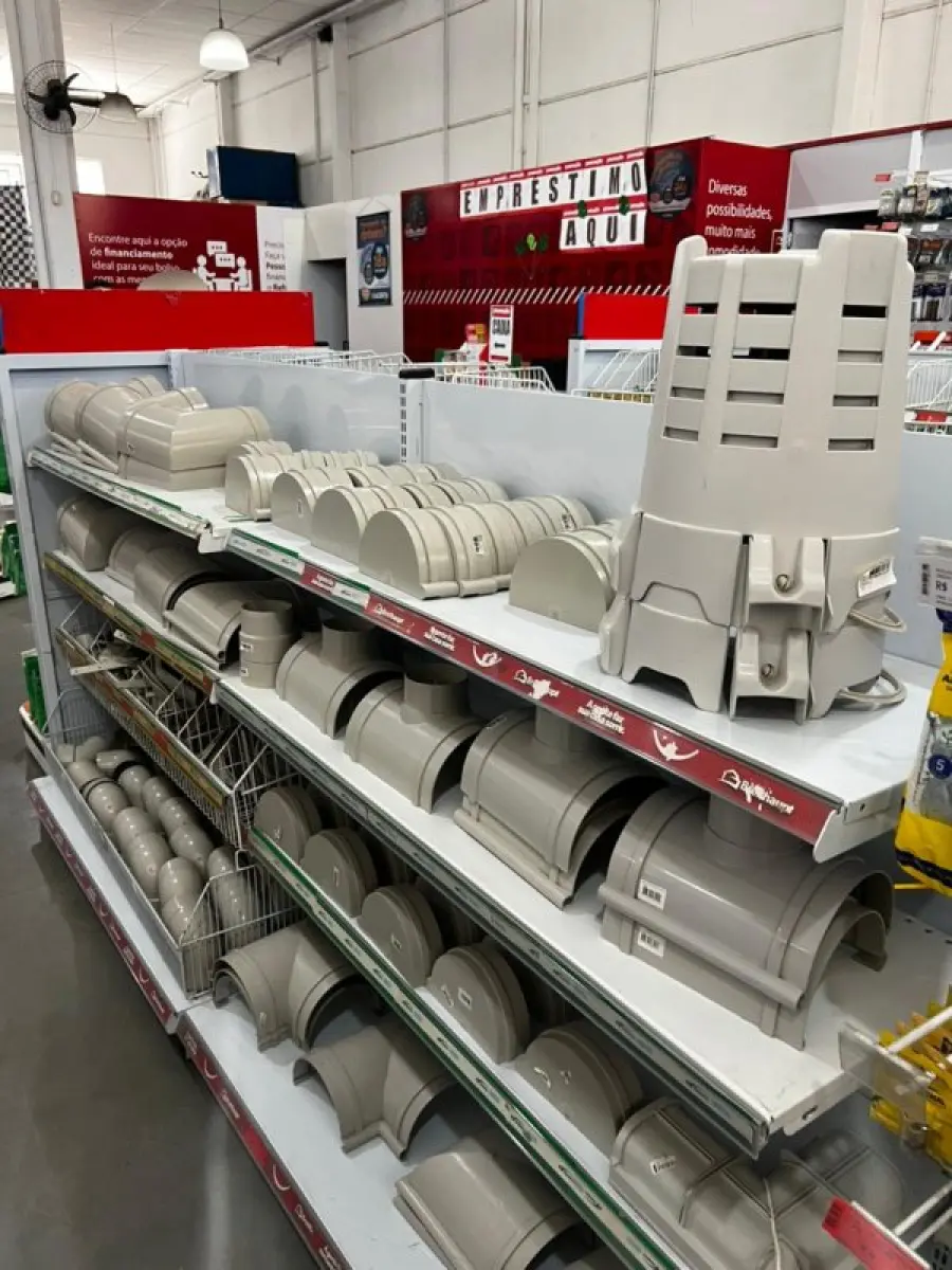 LOTE 002 - Lote englobado de todos os itens de ferragem