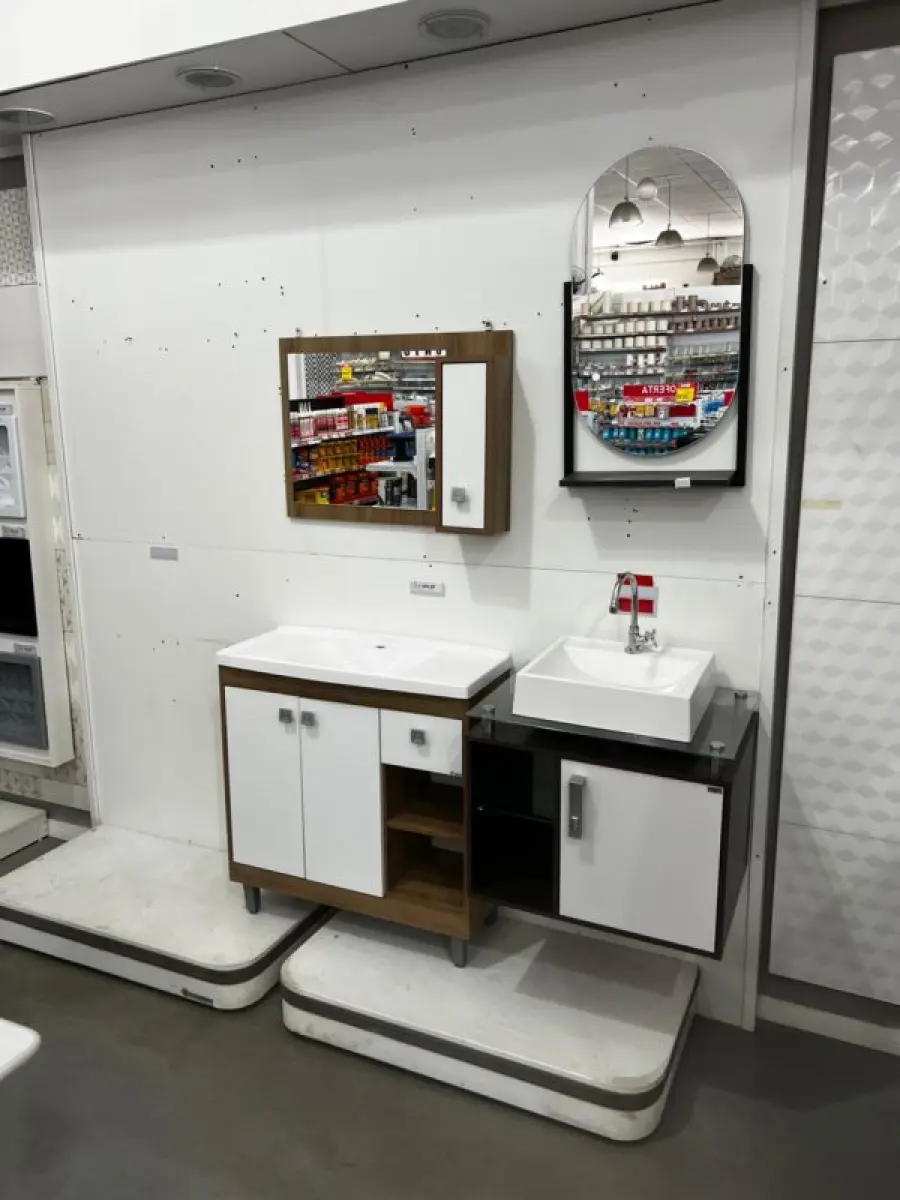 LOTE 002 - Lote englobado de todos os itens de ferragem