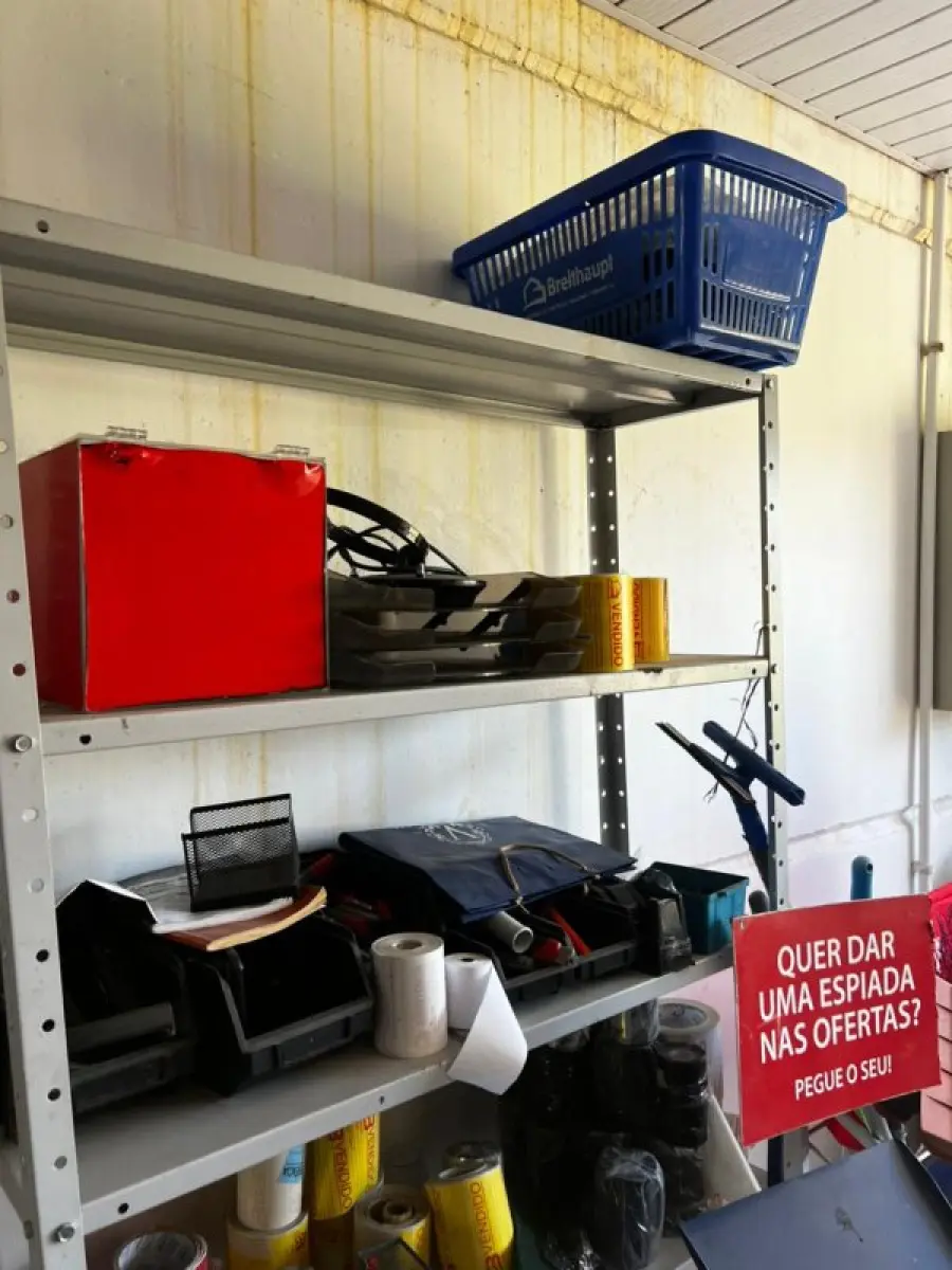 LOTE 002 - Lote englobado de todos os itens de ferragem